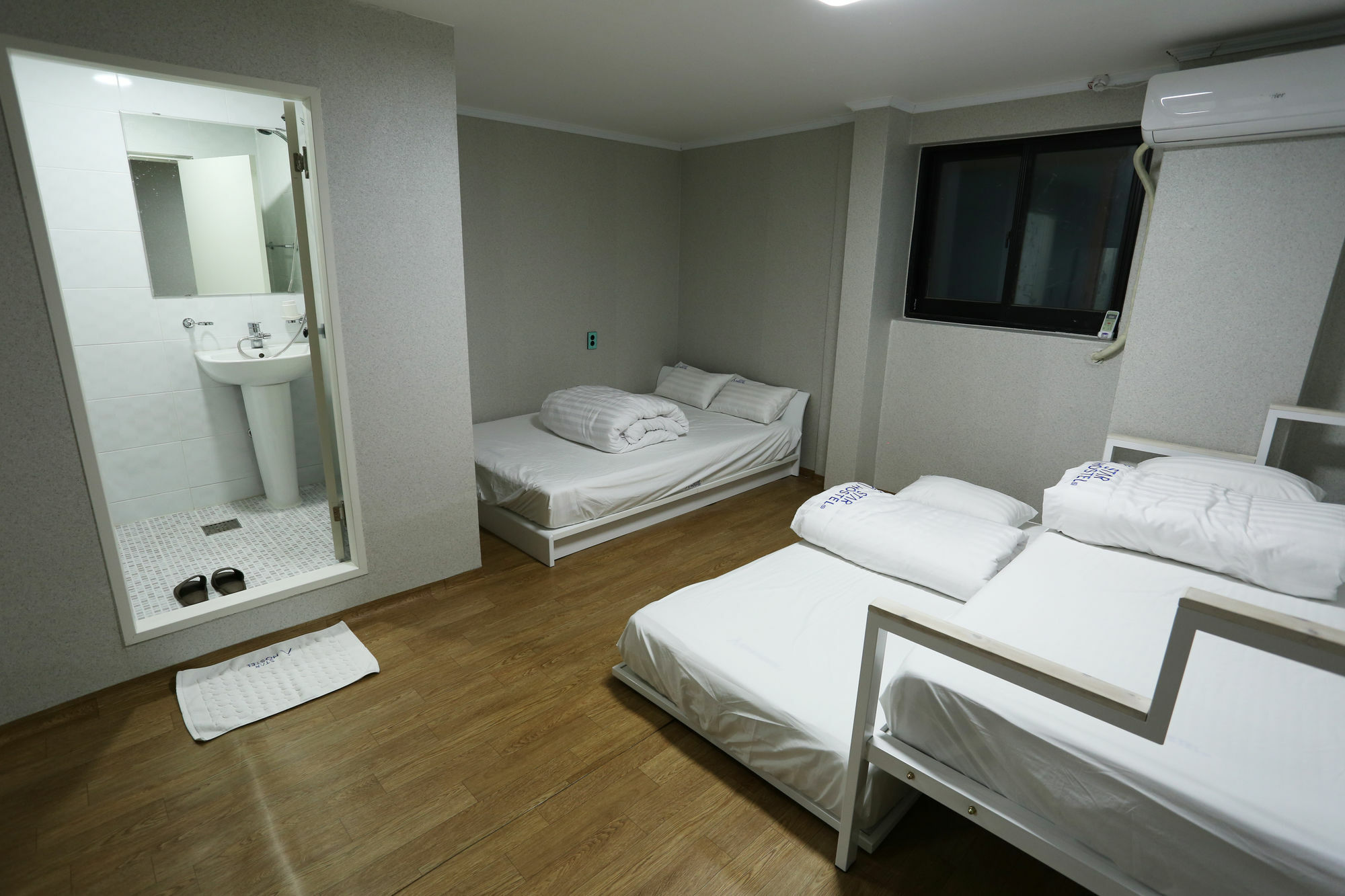 Star Hostel Myeongdong Family Seoul Exterior photo